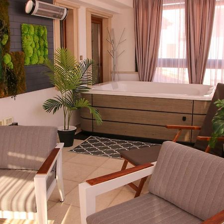 Pula Porta Aurea & Wellness Oasis Apartment Exterior photo
